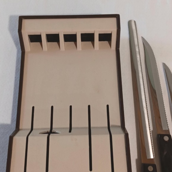 CUTCO 5 PC Knife Fork Set w/ Space Saver Storage Tray Wall Mount - Picture 9 of 12